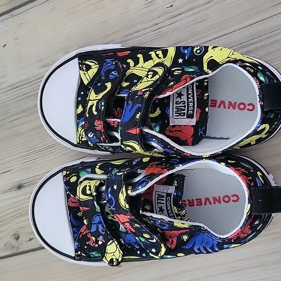 Converse Chuck Taylor All Star Toddler Dinosaur Shoes - Picture 2 of 4